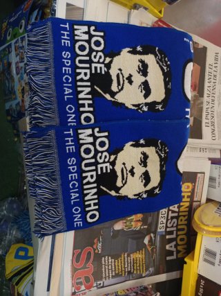 Pack 2 Bufandas José Mourinho The Special One