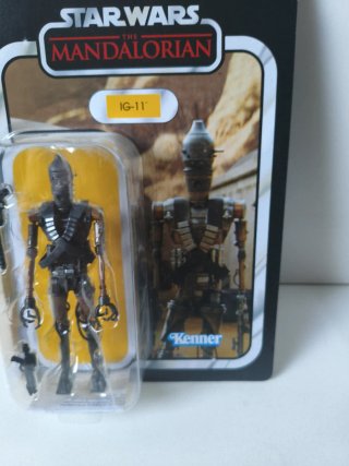 Star Wars IG-11 Mandalorian Figura