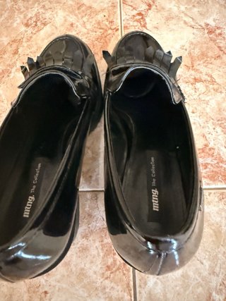 Zapatos Mustang tacón negros charol talla 40