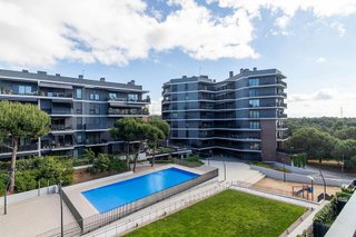Piso en venta en Les Arenes - La Grípia  Can Montllor en Terrassa