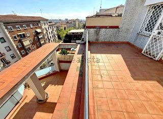 Ático en venta en El Guinardó en Barcelona