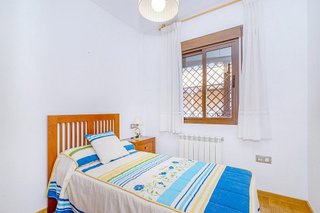 Piso en venta en Zubia (La)