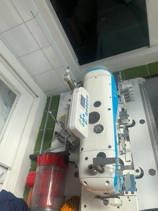Máquina de coser Jack W4 5 hilos
