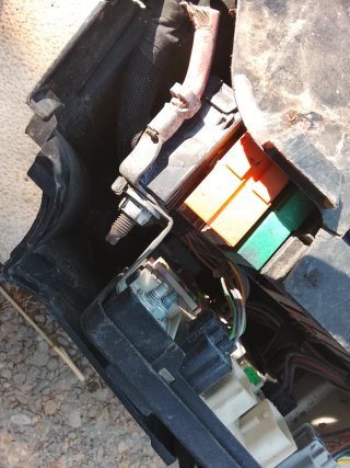 Caja fusibles Renault Kangoo es se la 3