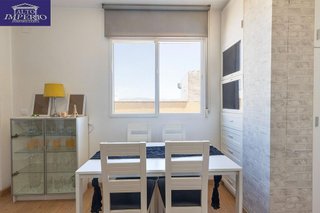 Ático en venta en Zona Ayuntamiento en Alhendín