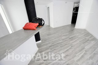 Piso en venta en Nou Moles en Valencia