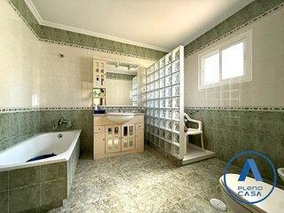 Casa adosada en venta en El Rinconcillo en Algeciras