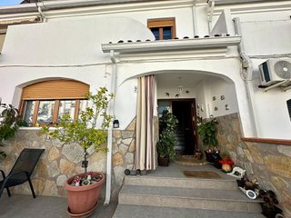Casa adosada en venta en Olivenza
