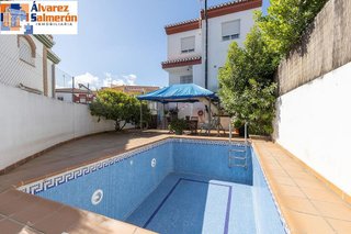 Casa pareada en venta en Residencial Triana - Barrio Alto en Gabias (Las)