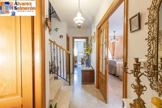Casa pareada en venta en Residencial Triana - Barrio Alto en Gabias (Las)