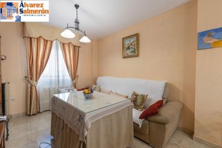 Casa pareada en venta en Residencial Triana - Barrio Alto en Gabias (Las)