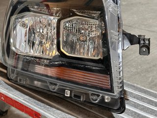 Faro Derecho Volkswagen Crafter 2024