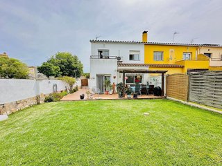 Casa pareada en venta en Castelló d'Empúries poble en Castelló d´Empúries