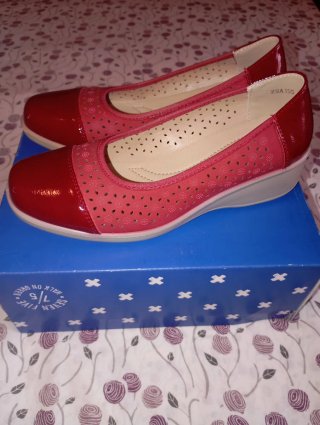 Bailarinas cuña rojas