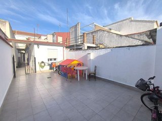 Casa adosada en venta en Marmolejo