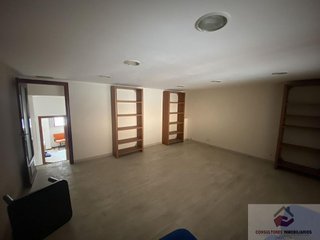 Local comercial en alquiler en Doctor Cerrada en Zaragoza