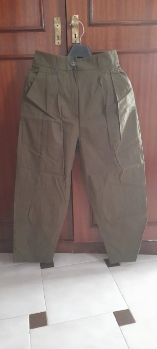 Pantalones verde oliva