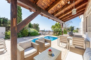 Chalet en venta en Zona el Higuerón en Benalmádena