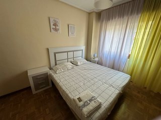 Alquiler piso de 4 habitaciones con 2 baños