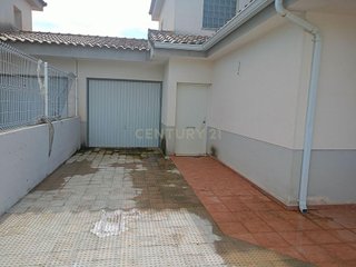 Chalet en venta en Monserrat
