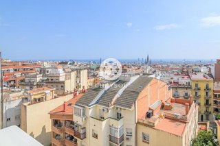 Piso en venta en Can Baró en Barcelona
