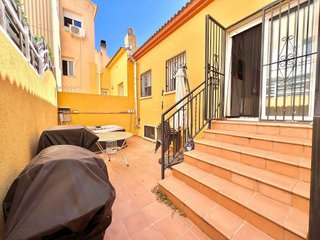 Casa adosada en venta en Centro en Roda de Barà
