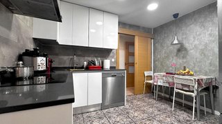 Piso en venta en La Salut - Lloreda en Badalona