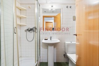 Piso en venta en El Raval en Barcelona