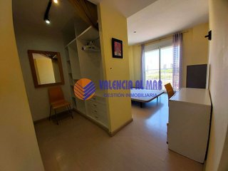 Dúplex en venta en La Punta en Valencia