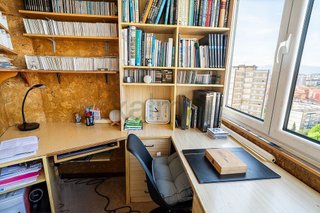 Piso en venta en Pumarín en Gijón