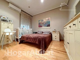 Chalet en venta en El Alborgí en Paterna
