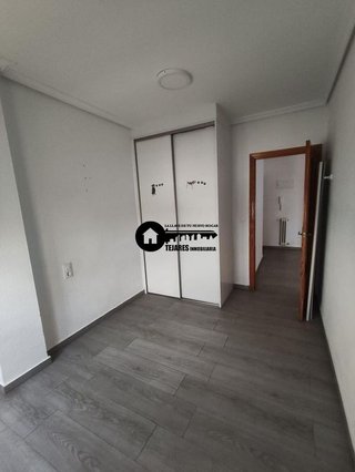 Piso en venta en Hospital - Parque sur en Albacete