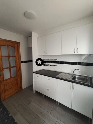 Piso en venta en Hospital - Parque sur en Albacete