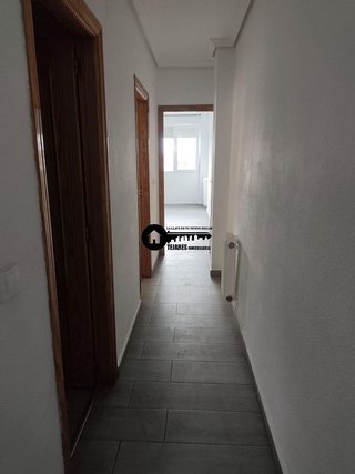 Piso en venta en Hospital - Parque sur en Albacete