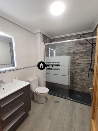 Piso en venta en Hospital - Parque sur en Albacete
