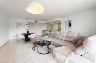 Piso en venta en Nueva Andalucía centro en Marbella