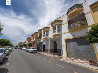 Piso en venta en Parque de la Ermita - Parque de San Roque en Churriana de la Vega