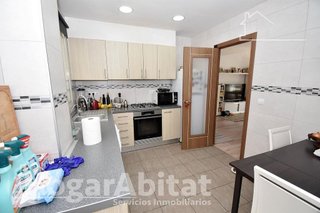 Piso en venta en Els Orriols en Valencia