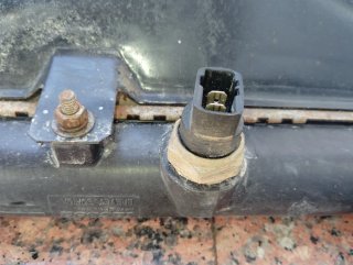 Radiador electroventilador carcasa Seat Marbella