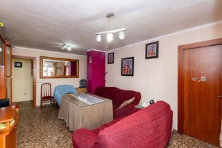 Piso en venta en Cervantes en Granada