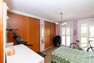 Piso en venta en Cervantes en Granada