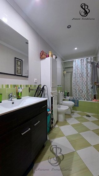 Piso en venta en Carolinas Altas en Alicante