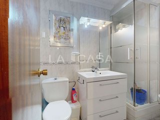 Piso en venta en La Malva-rosa en Valencia