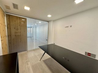 Oficina en alquiler en Centro en Torrevieja