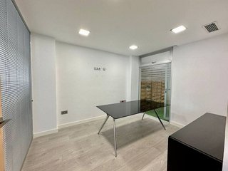 Oficina en alquiler en Centro en Torrevieja
