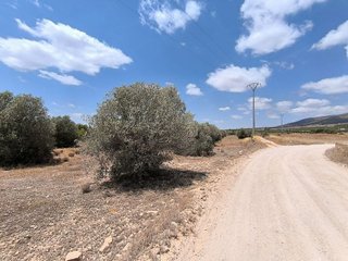 Chalet en venta en Caudete