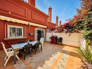 Casa adosada en venta en Los Pacos en Fuengirola