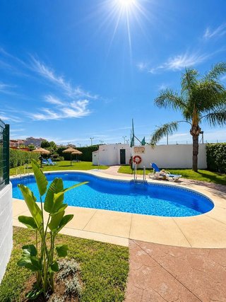 Casa adosada en venta en Los Pacos en Fuengirola