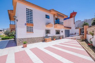 Chalet en venta en Cájar