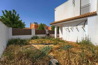 Chalet en venta en Coria del Río